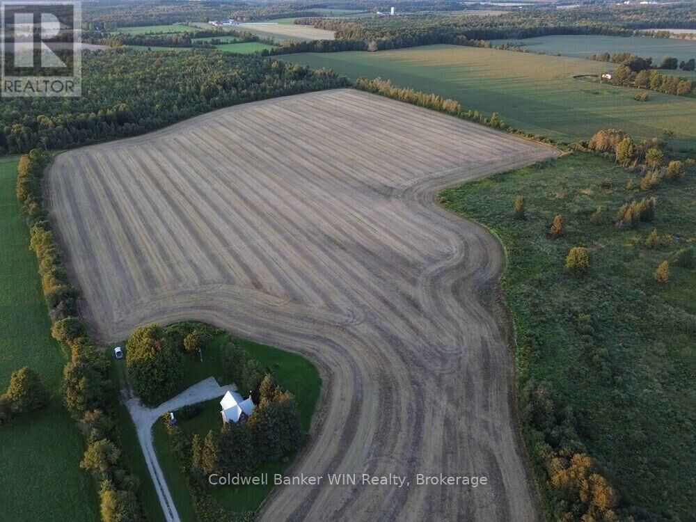 Property Photo:  245019 Southgate Rd 24  ON N0C 1L0 