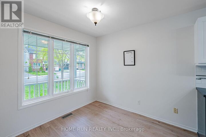 Property Photo:  182 Windhurst Drive  ON K2G 6J4 