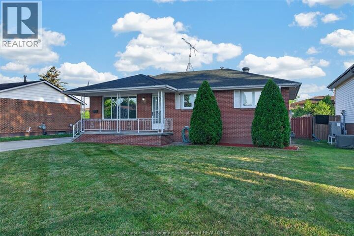 Property Photo:  5015 Colbourne  ON N8T 1T6 
