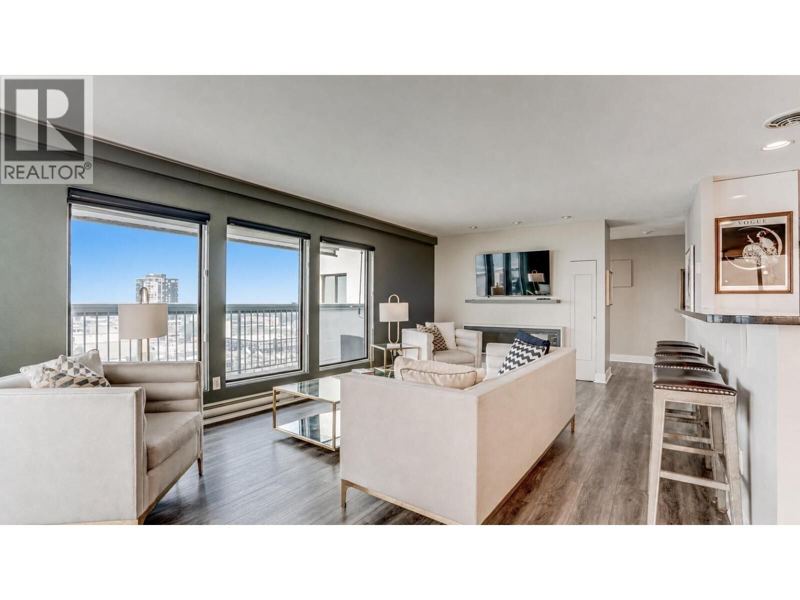 Property Photo:  737 Leon Avenue 1401  BC V1Y 8L6 