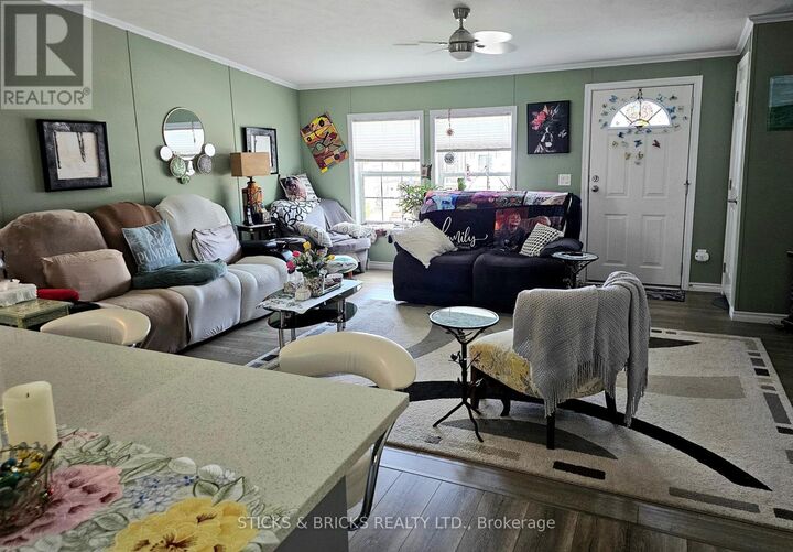 Property Photo:  3033 Townline Road 392  ON L0S 1S1 
