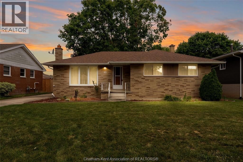 Property Photo:  126 Partridge Crescent  ON N7L 1E9 