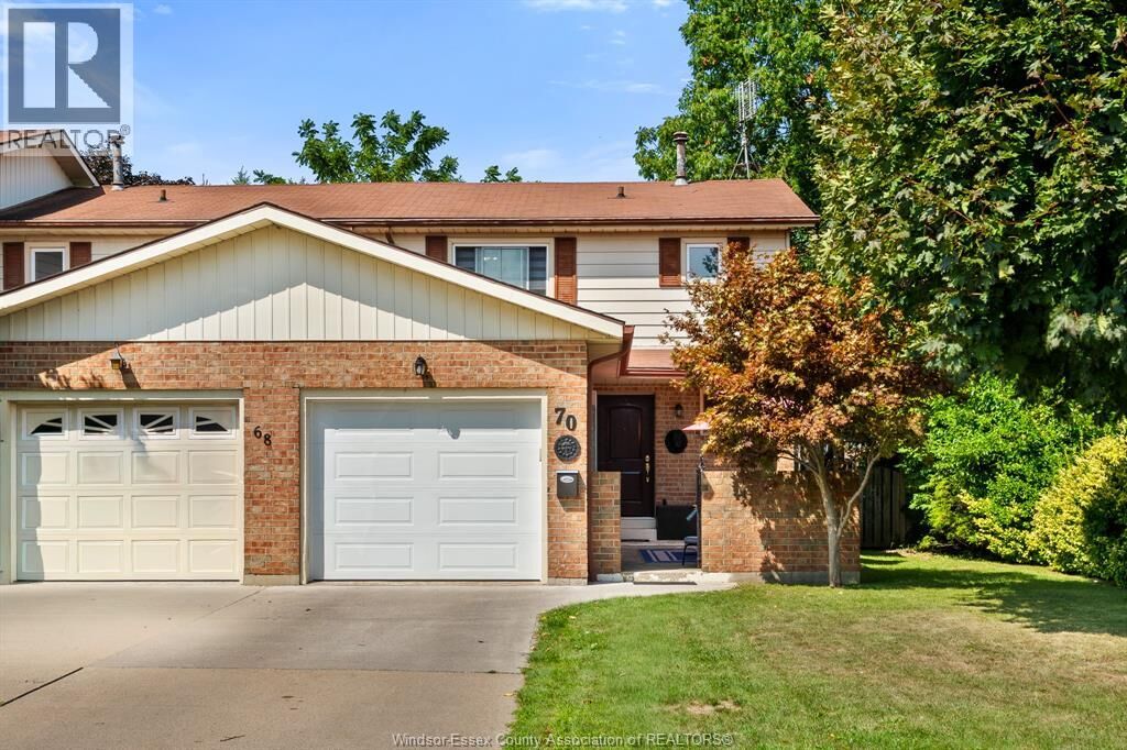 Property Photo:  70 Remark Drive  ON N9Y 3R3 
