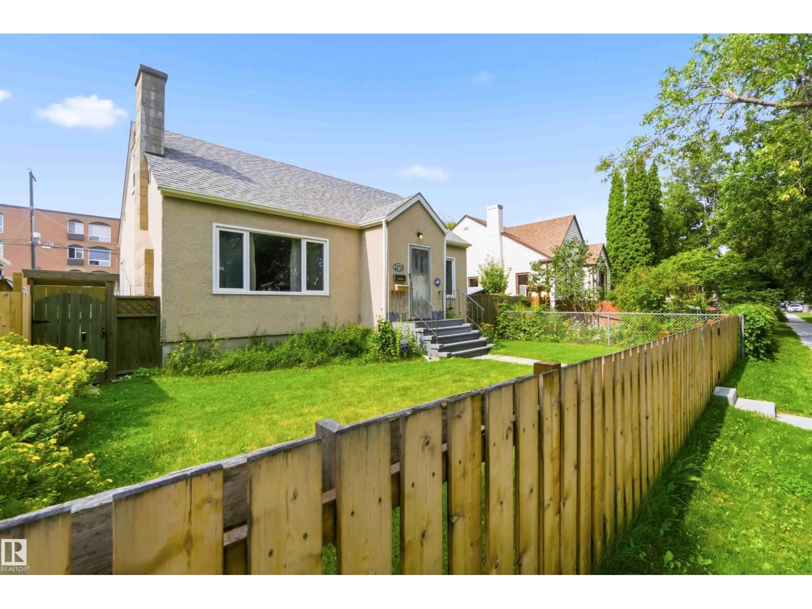 Property Photo: 11710 94 Street NW AB T5G 1J2