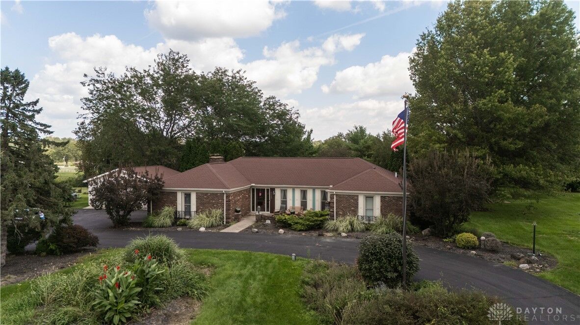 Property Photo:  6300 Plateau Drive  OH 45502 