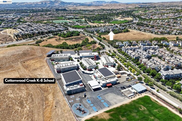 Property Photo: 4359 Mono Vista St CA 94568
