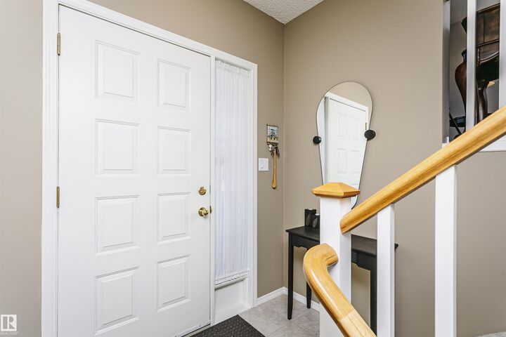 Property Photo: 11717 9B Avenue NW 22 AB T6J 7B7
