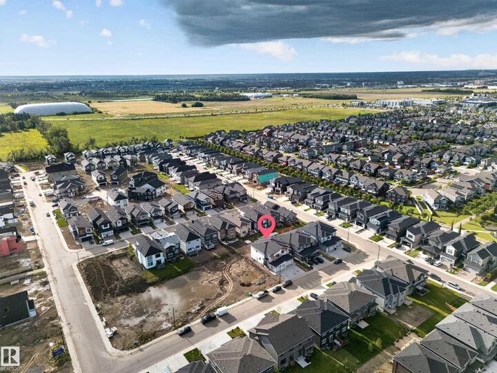 Property Photo:  8512 Mayday Run SW  AB T6X 3E6 