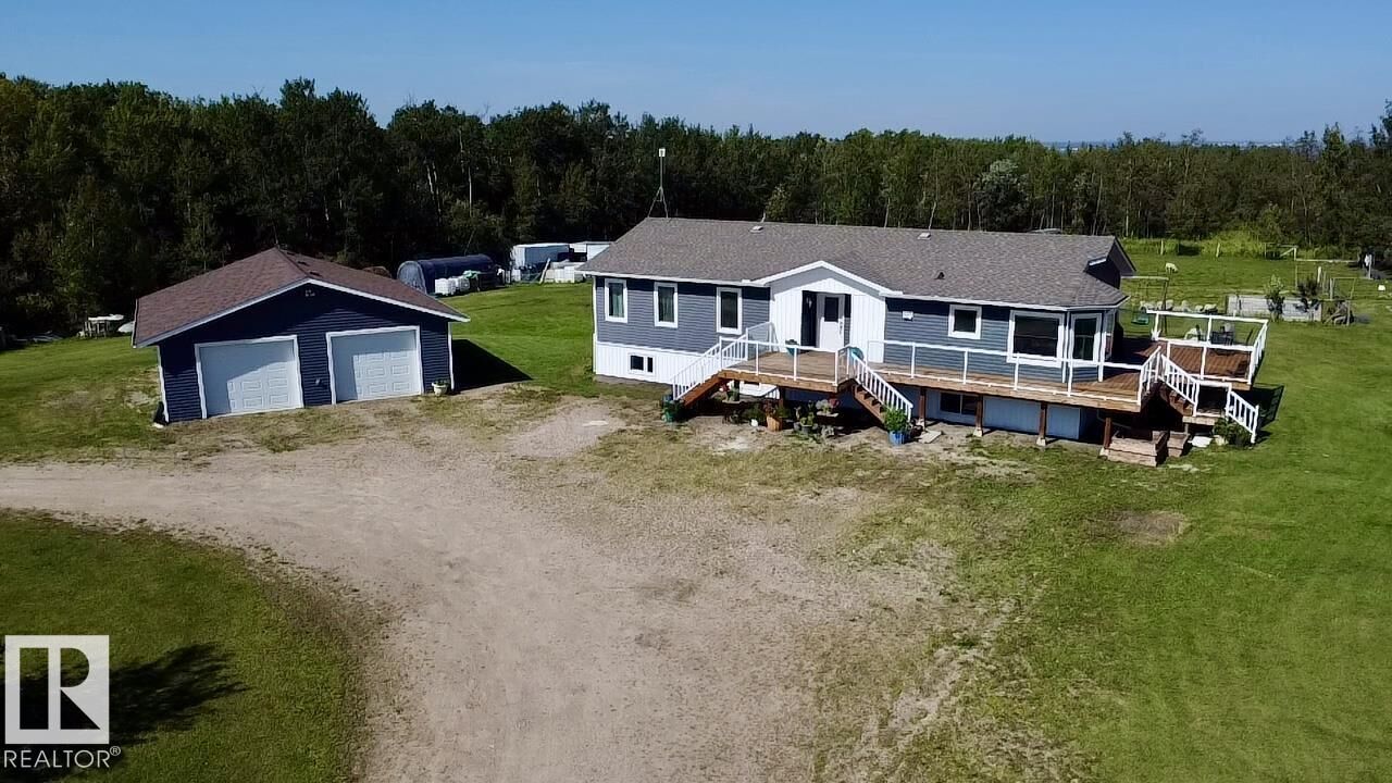 Property Photo:  45512 Township Road 604  AB T9N 2G6 