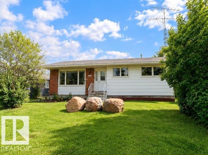 Property Photo:  4506 47 Avenue  AB T9N 1H2 