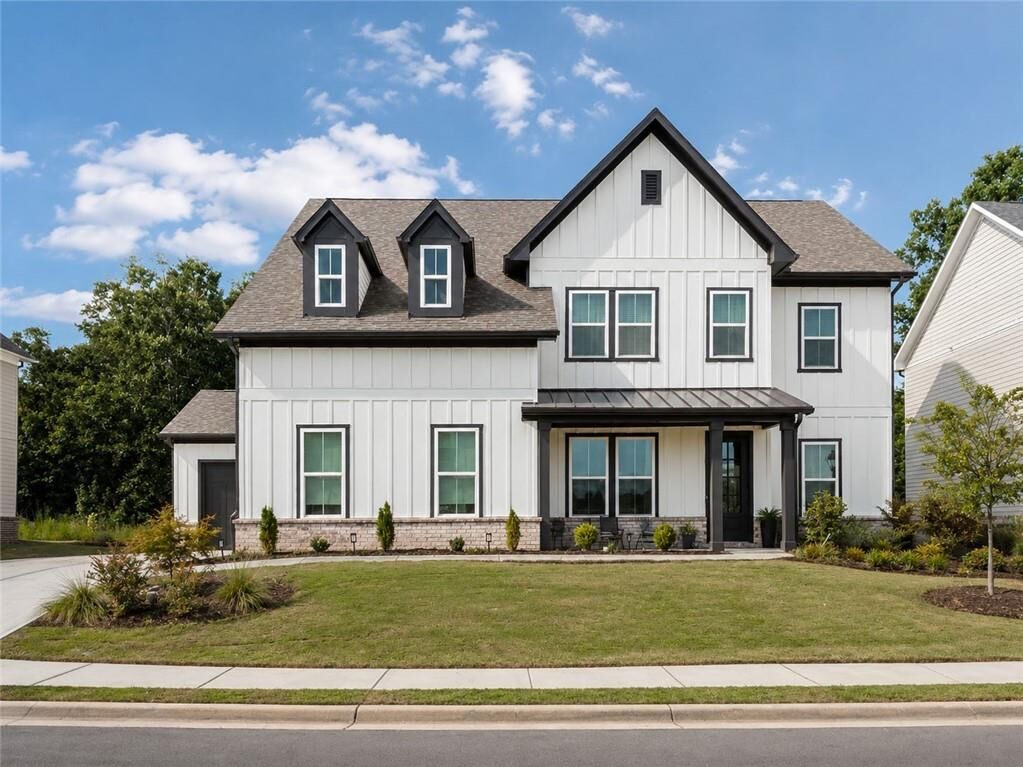 Property Photo:  2979 Longbush Lane  GA 30097 