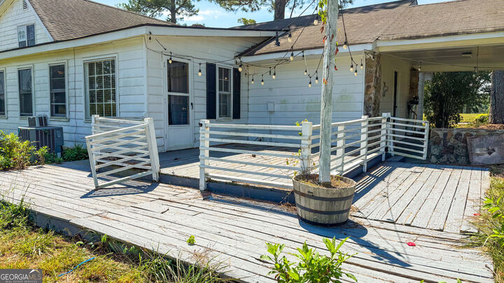 Property Photo: 5931 Brassie Ridge Lane GA 30294