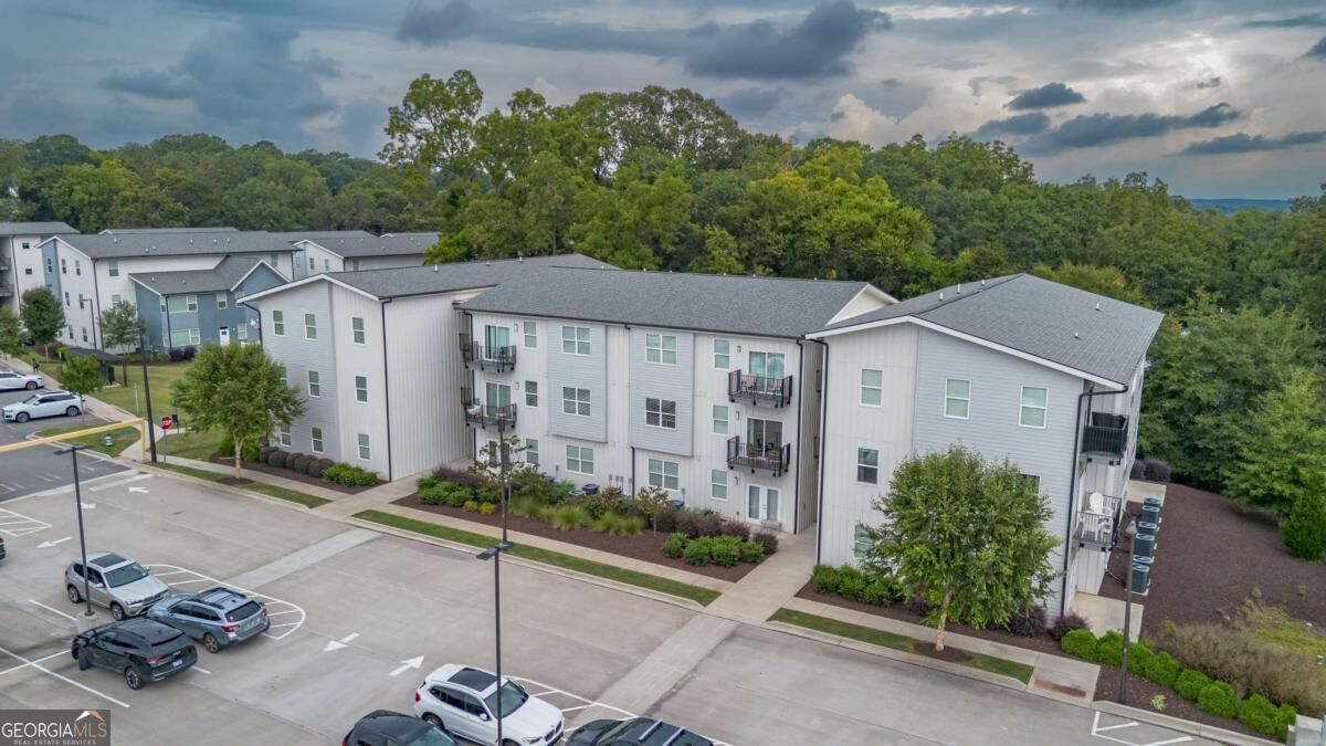 Property Photo: 100 Prince Avenue B101 GA 30601