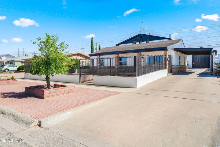 Property Photo:  5221 Timberwolf Drive  TX 79903 