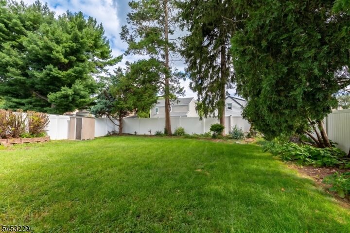 Property Photo: 26 Hetherington Rd NJ 07110
