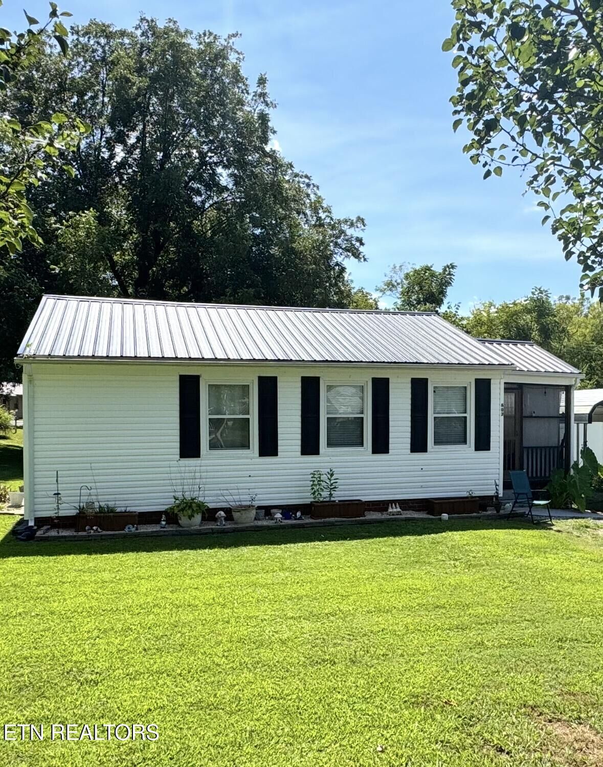 Property Photo:  602 Fontana Ave  TN 37804 