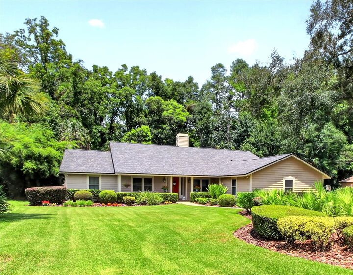 Property Photo: 616 Riverpark Circle FL 32779