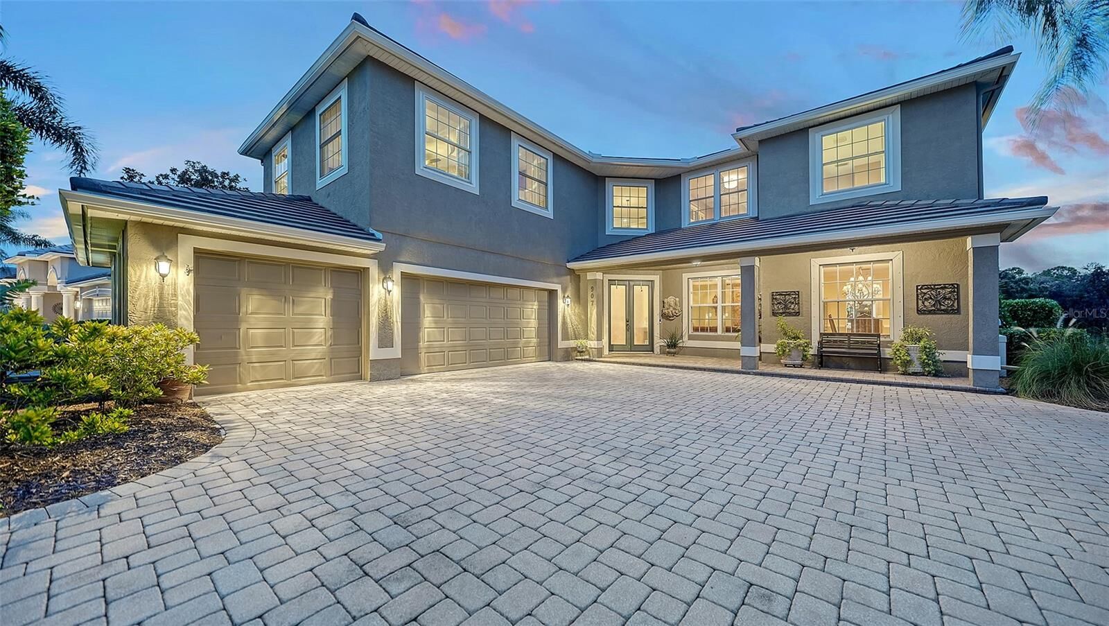 Property Photo: 907 Eagle Isle Court FL 34229