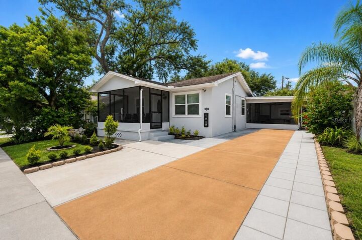Property Photo:  8912 N 40th Street  FL 33604 