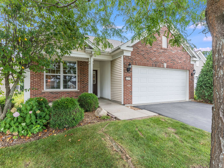 Property Photo: 12599 Meritage Court IL 60142