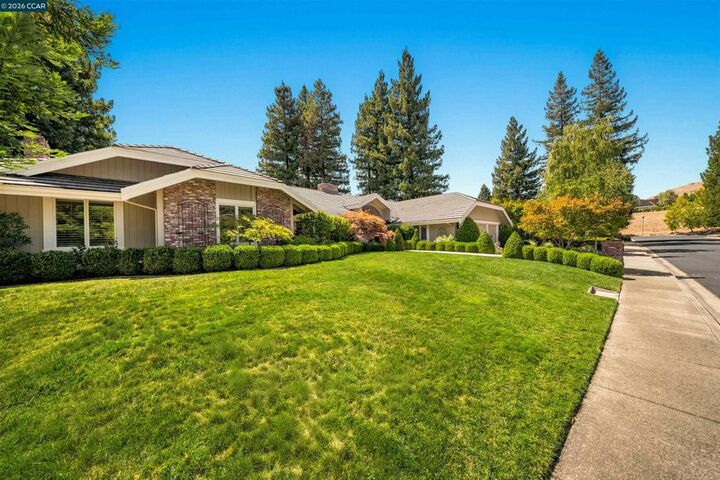 Property Photo:  529 Carleton Way  CA 94507 