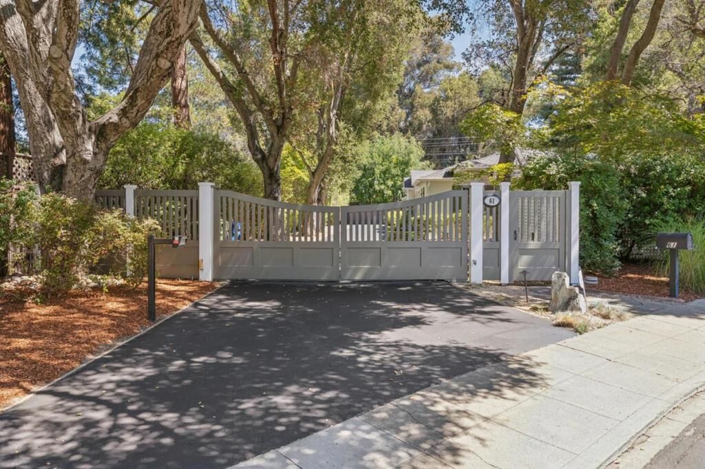 Property Photo:  61 Lloyden Drive  CA 94027 