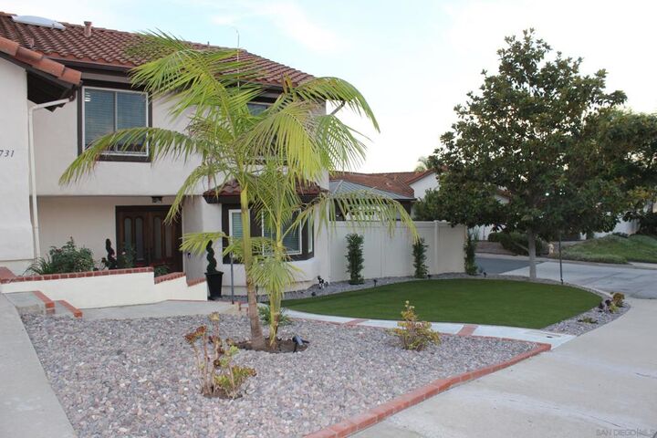 Property Photo:  