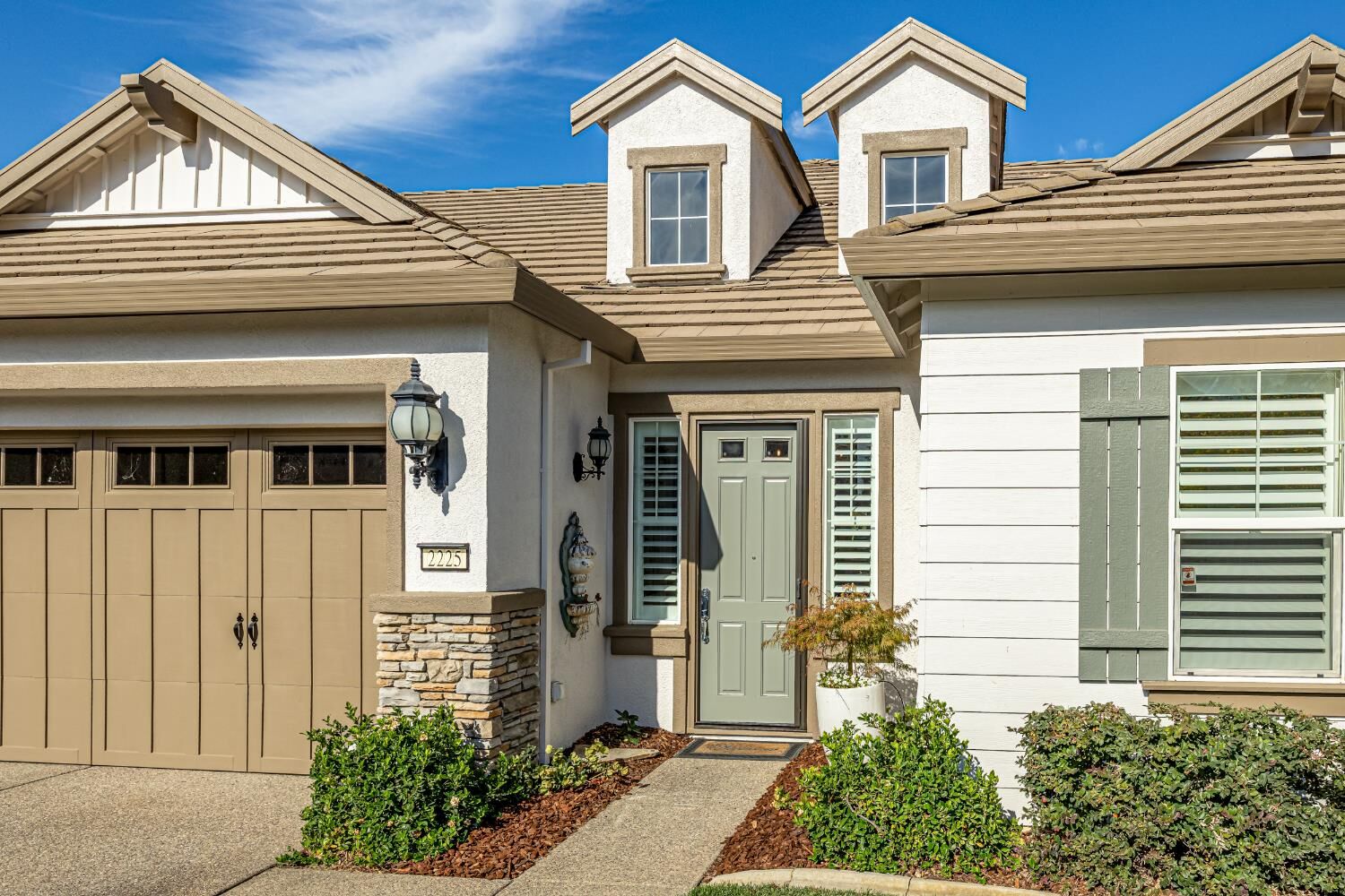 Property Photo:  2225 Benton Loop  CA 95747 