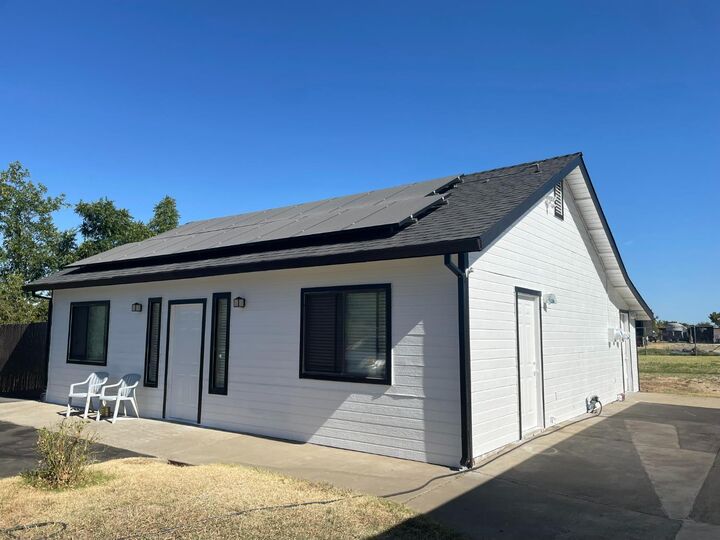 Property Photo:  9401 Fruitridge Road  CA 95826 