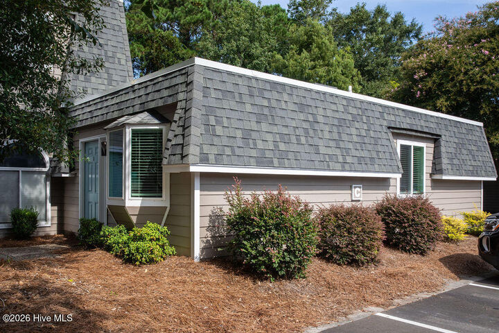 Property Photo:  6328 Wrightsville Avenue Apt C1  NC 28403 