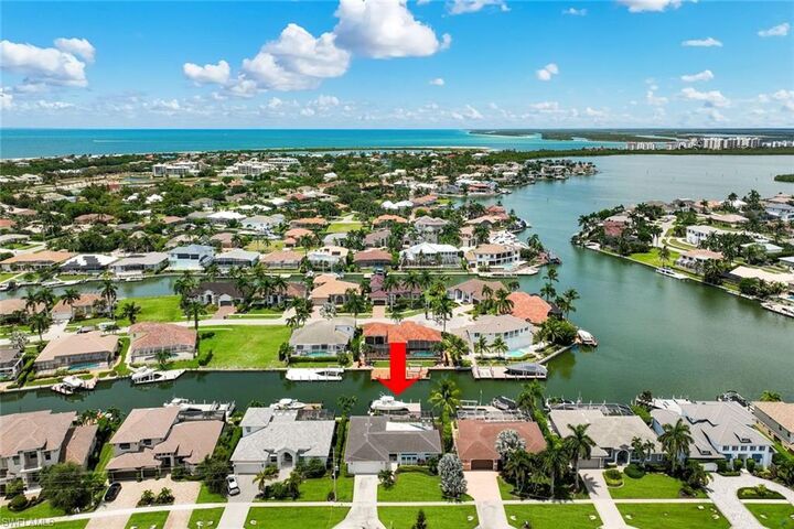 Property Photo:  641 Hernando Dr  FL 34145 