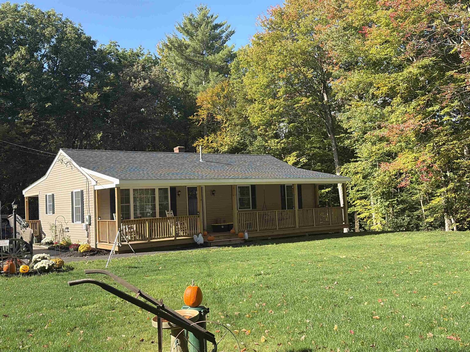 Property Photo:  7017 Pleasant Street Extension  NH 03307 