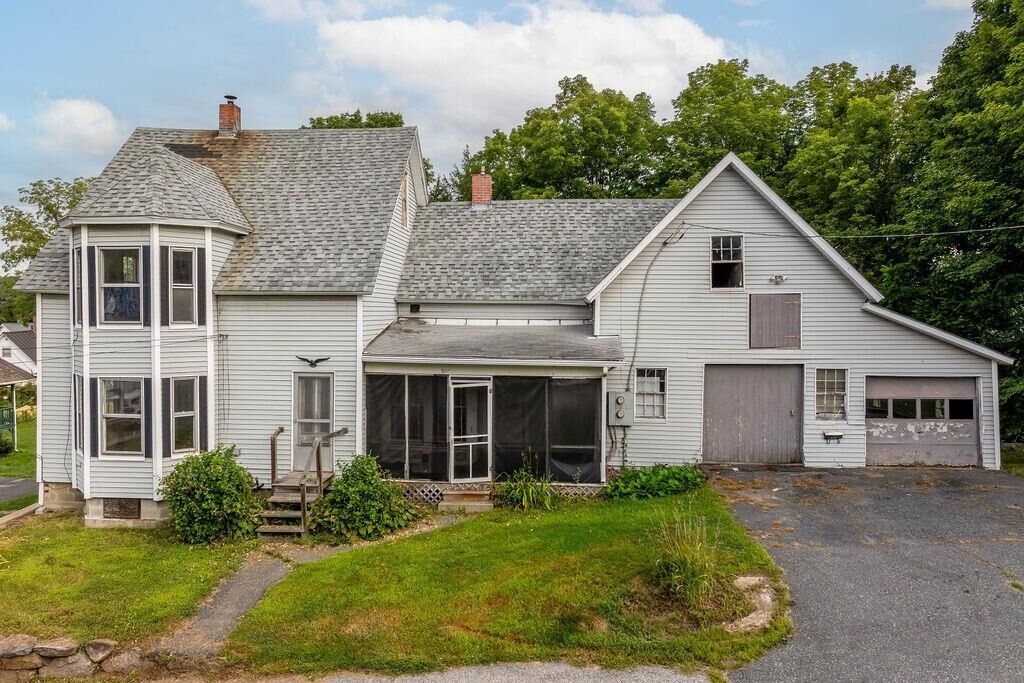 Property Photo:  7 South Street  NH 03766 