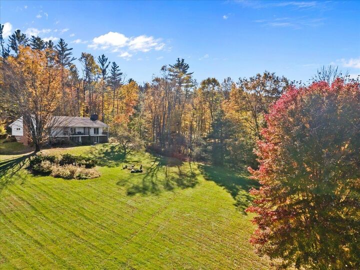 Property Photo:  60 Snowdrift Lane  VT 05672 