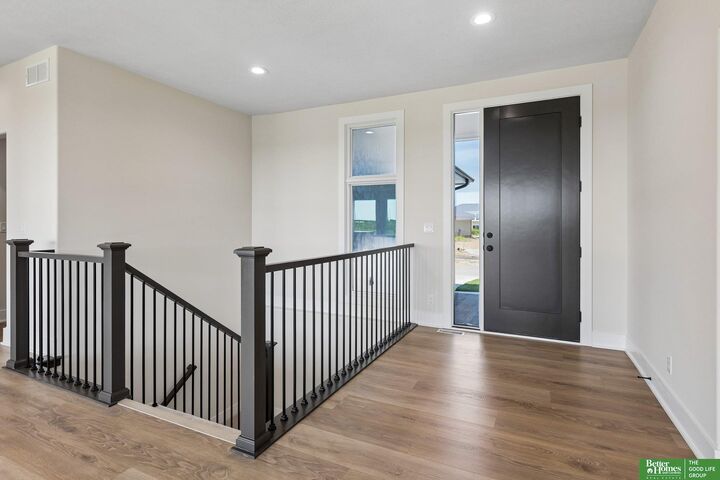 Property Photo:  5701 N 195th Street  NE 68022 