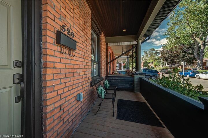 Property Photo:  520 Hughson Street N  ON L8L 4N7 