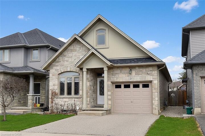 27 Banks Street — photo 1