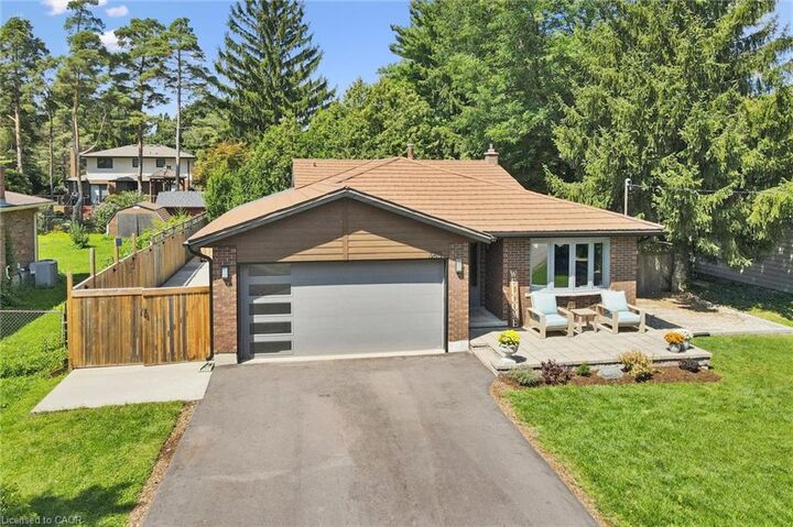 Property Photo: 380 Lexington Road ON N2K 2K2