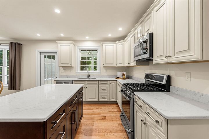 Property Photo: 14 Village Rd MA 01463