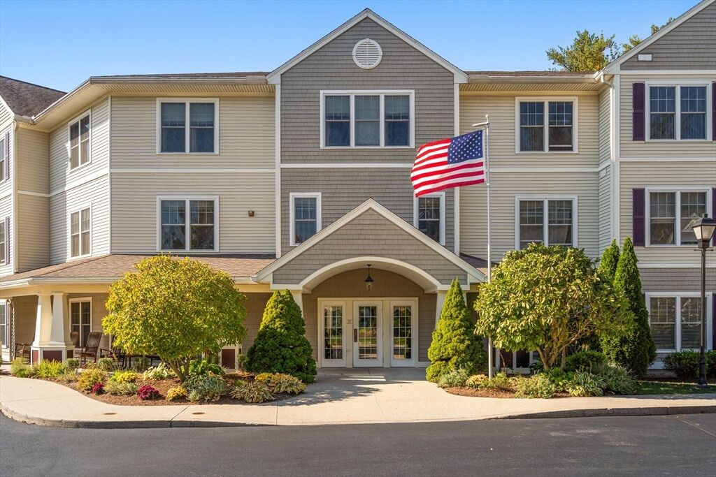 Property Photo:  7 Crescent Way 319  MA 01518 