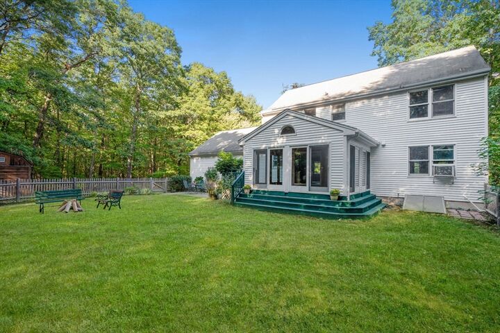 Property Photo:  8 Bush Road  MA 01749 