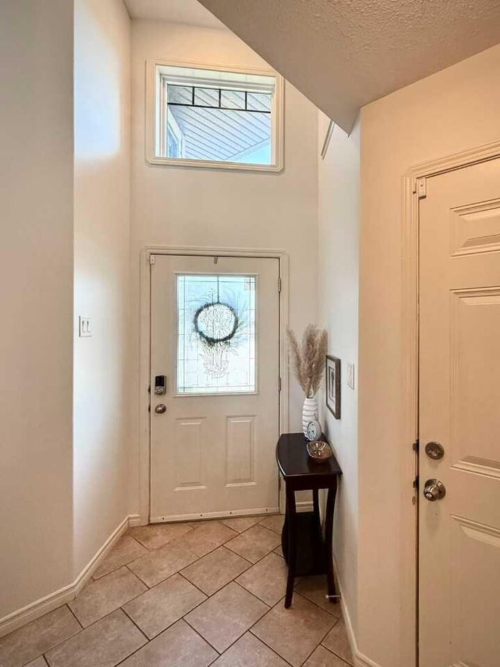 Property Photo:  8606 70 Avenue  AB T8X 0C8 