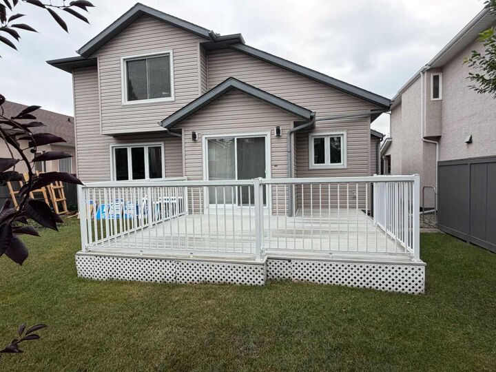 Property Photo: 376 Sunlake Road SE AB T2X 3H4