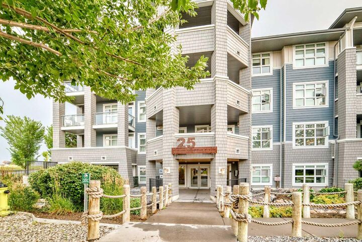 Property Photo: 25 Auburn Meadows Avenue SE 426 AB T3M 2L3