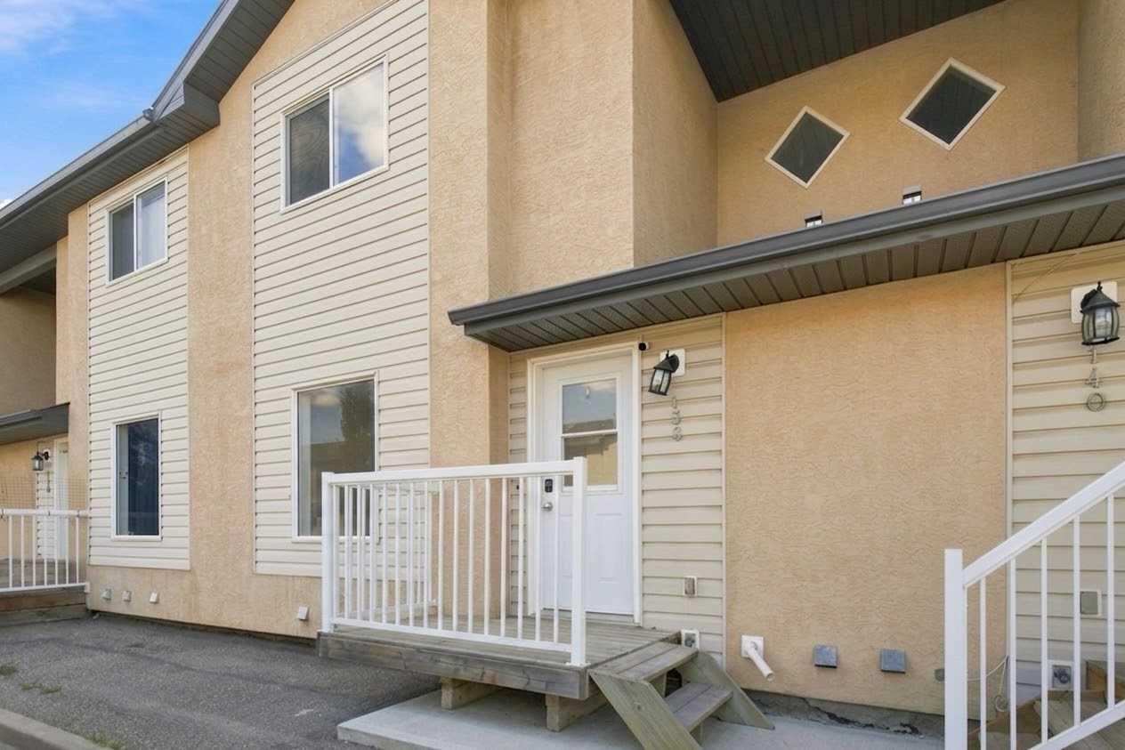Property Photo: 10150 121 138 AB T8V 8H2