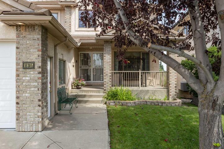 Property Photo:  10385 Hamptons Boulevard NW  AB T3A 5S2 