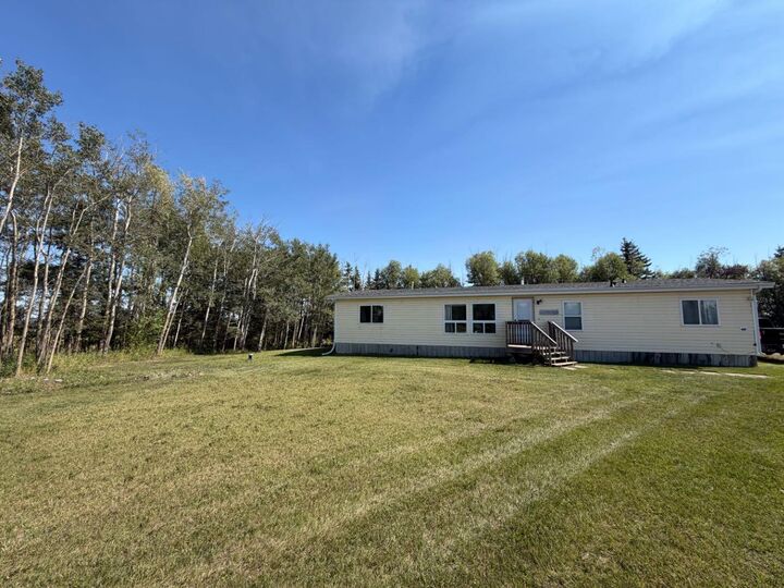 Property Photo: 35457 Range Road 13 AB T4G 0J2