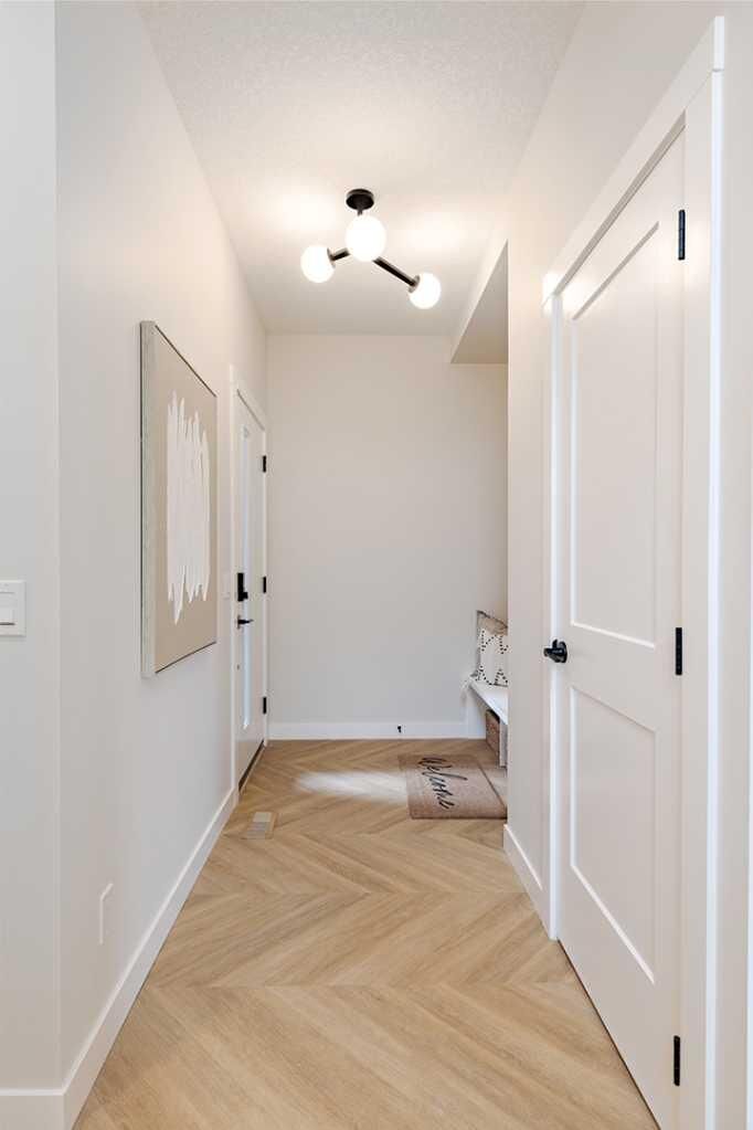 Property Photo:  70 Rosemary Gardens SE  AB T3S 1B2 