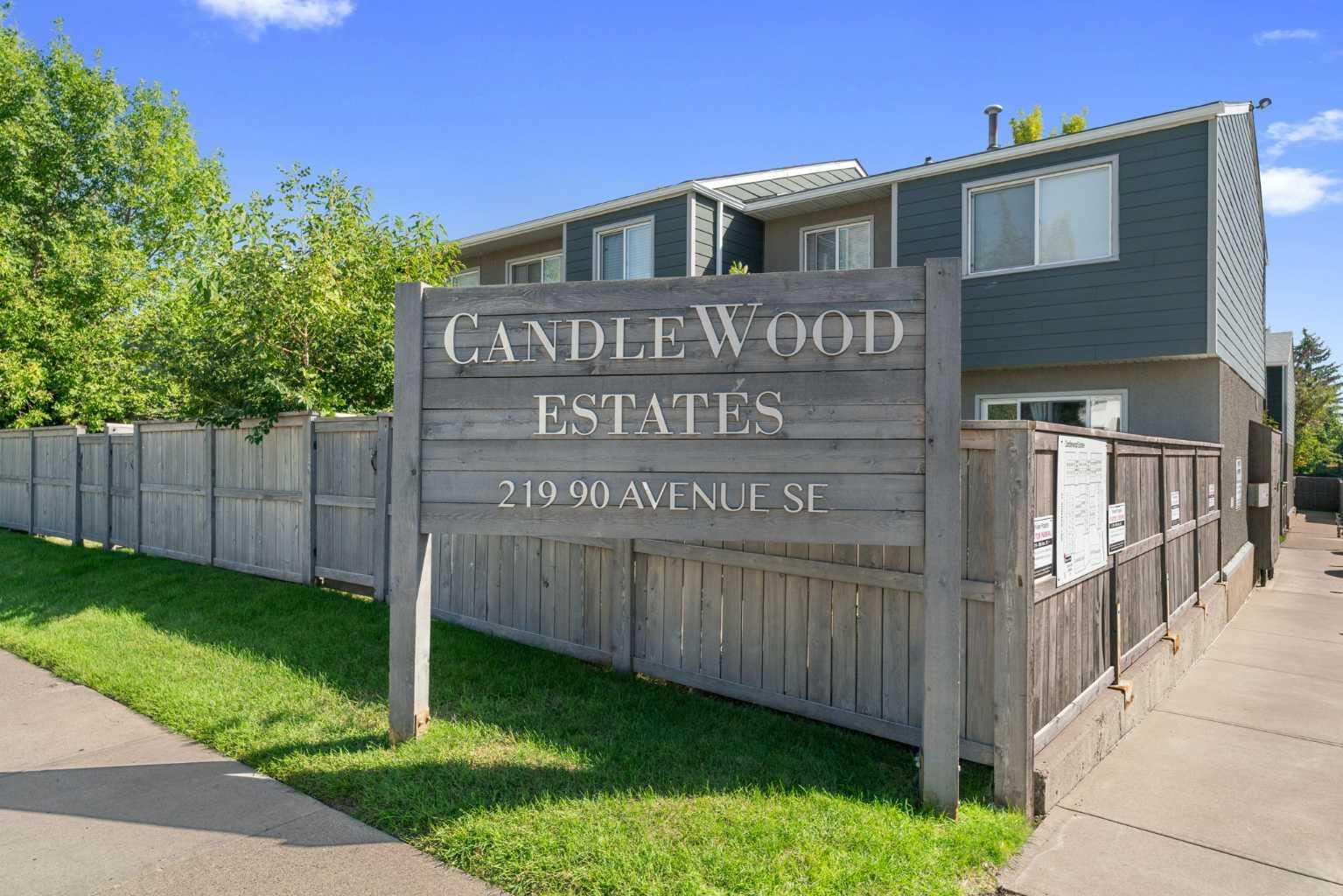 Property Photo:  219 90 Avenue SE 27  AB T2J 0A3 