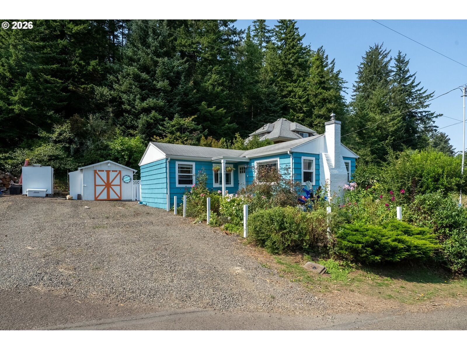 Property Photo:  1540 Vista View Dr W  OR 97143 